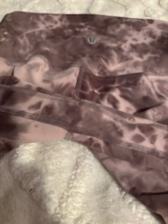 Lululemon diamond dye align leggings 28" - Picture 3 of 3